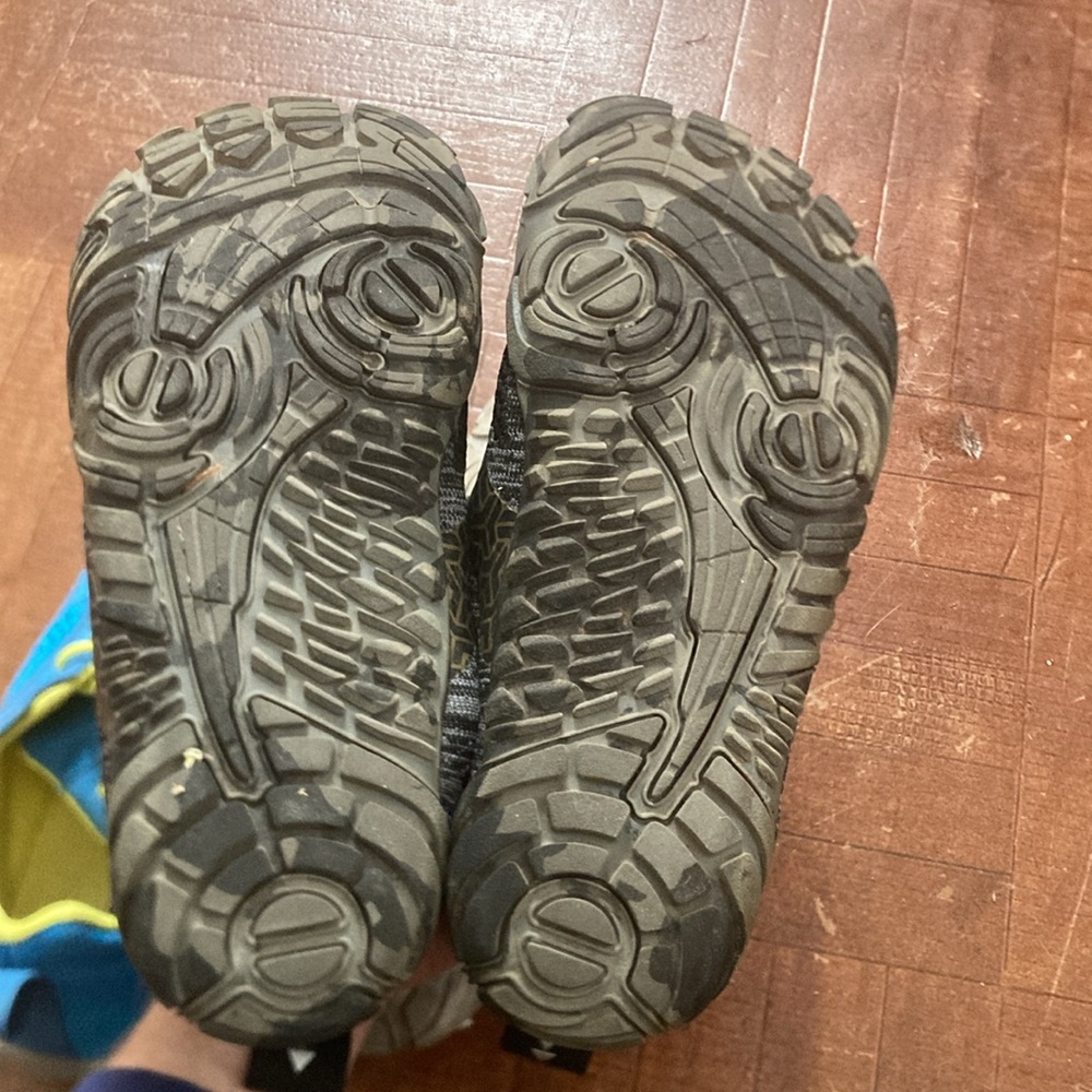 Barefoot hiking shoes - Picture 9 of 11